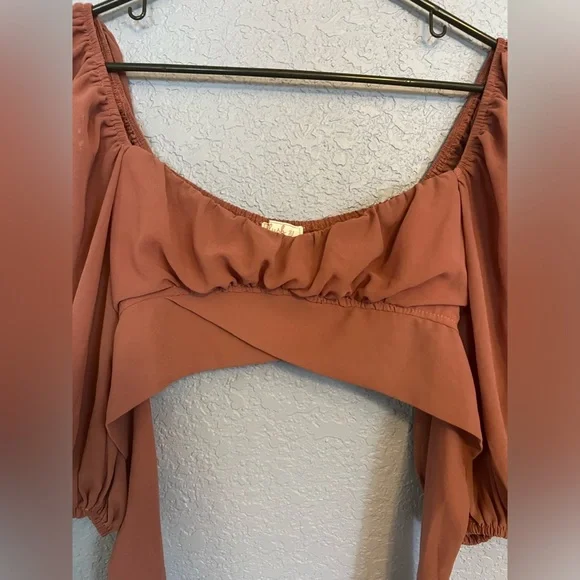 Blush BJ | Medium | Tie-Back/ Open Back | Crop Top | Bell Sleeves - Picture 4 of 10